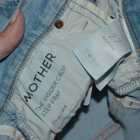 $238 Sz 27 MOTHER The Inside Crop Step Fray Fresh Catch Jeans - Picture 6 of 8